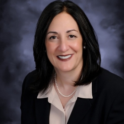  Lora Papandrea, MD 